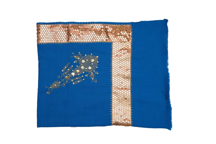 Premium Design Woolen Shawl - Image 3